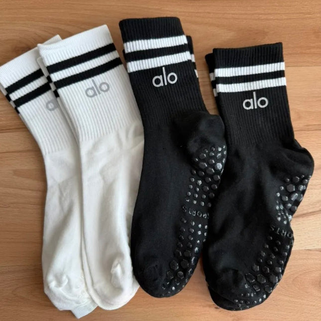 ALO ANTI-SLIP GRIP SOCKS – GOOD QUALITY