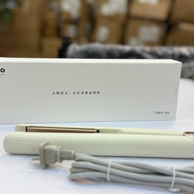 Hair Straightener With Ceramic Coating