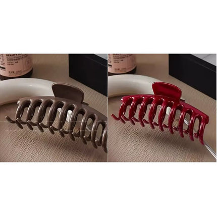 https://cdn.shopify.com/s/files/1/0742/1198/3559/files/soft-silicone-shark-hair-claw-clip-non-slip-break-resistant-grip-for-women-durable-comfortable-for-daily-wear-sports-4422859.jpg?v=1766952612
